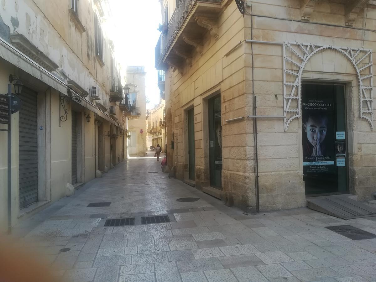 Dimora Dell'Artista Bed & Breakfast Lecce Exterior photo
